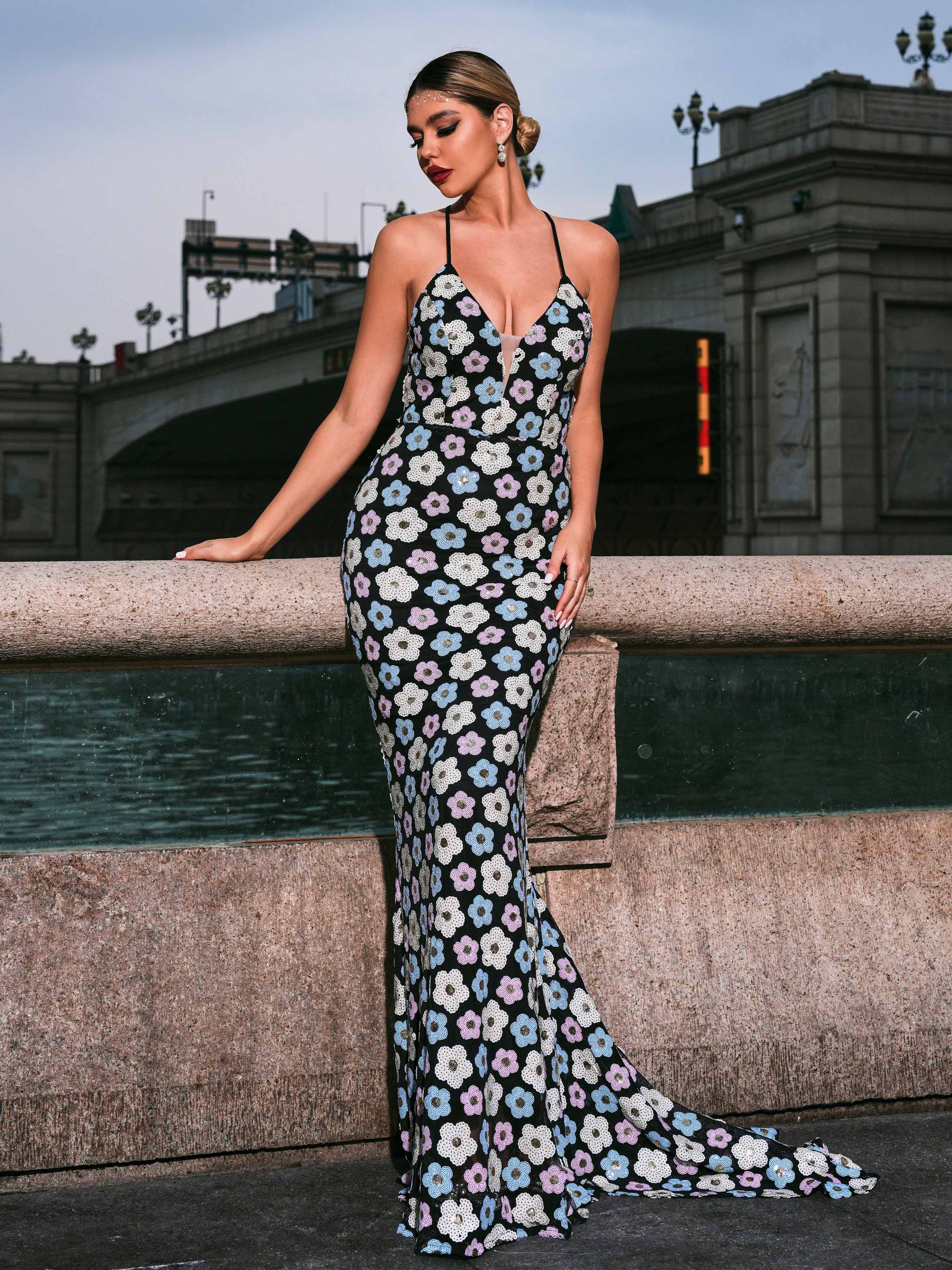 MISSORD Spaghetti Straps Mermaid Sequin Maxi Dress